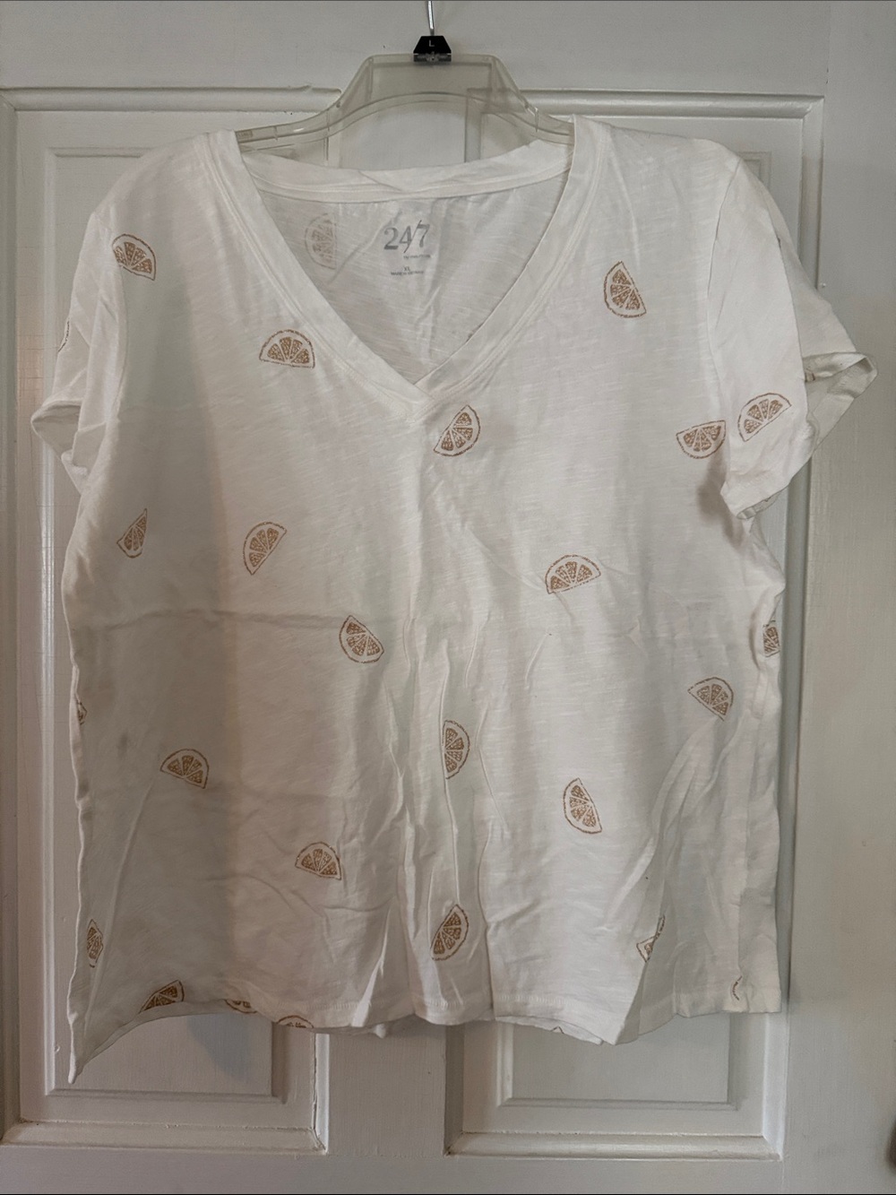 47 White V-Neck Tee with Tan Citrus Motif